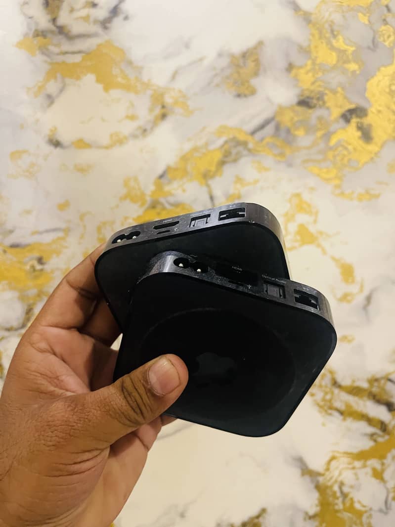 Apple tv 3rd Generation 7