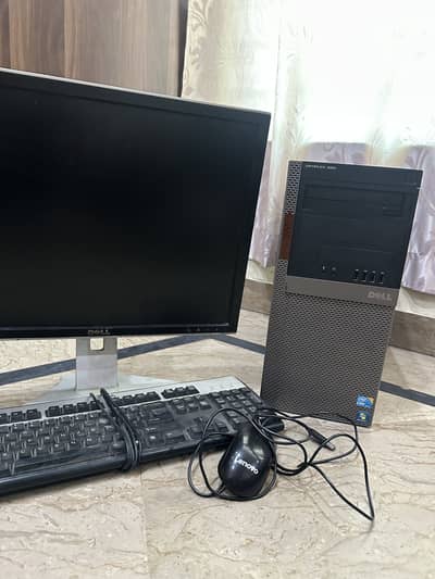 Dell desktop computer 4GB Ram 128GB Storage