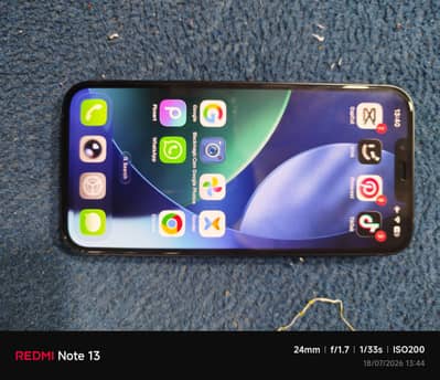 Apple iPhone 13