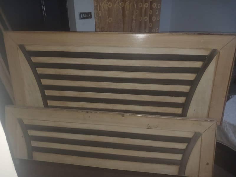 King bed 2