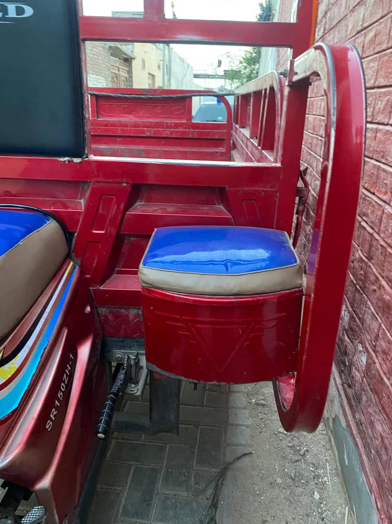 Loader ricksha  good condition 4