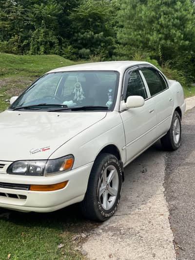 Toyota Corolla XE 2002