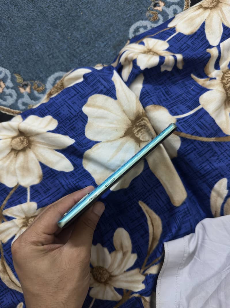 One Plus 8T 1