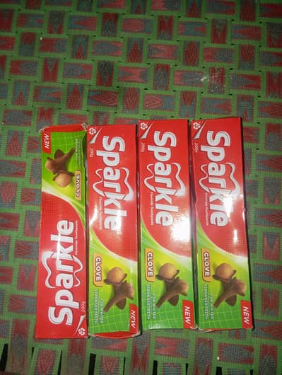 Sparkle Clove Toothpaste 200g - Pack of 4