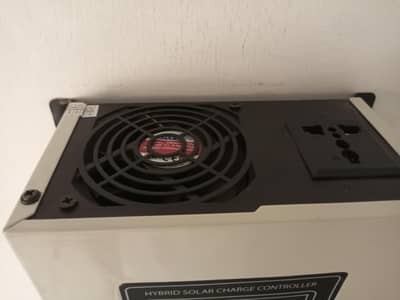Simtek  95 amp hybrid Mppt for sale