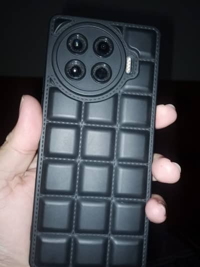 Tecno Spark 20 Pro Plus