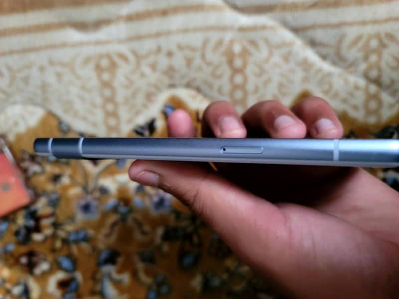 Google Pixel 7a 4