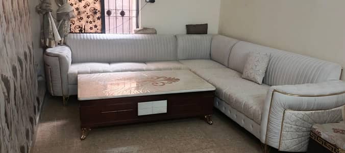 new sofa ha just 3 to 4 month use ha