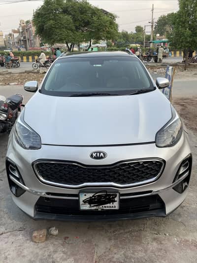KIA Sportage 2021 AWD full option Total genuine expect 1 fender