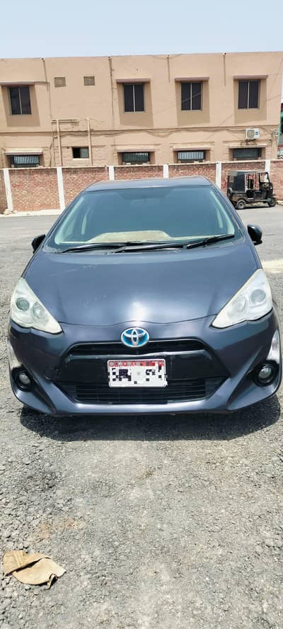 Toyota Aqua 2015