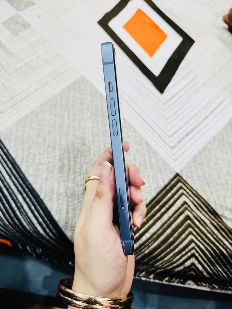 Iphone 14plus 2