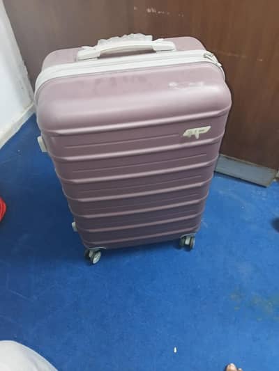 Travel Bag 10/10