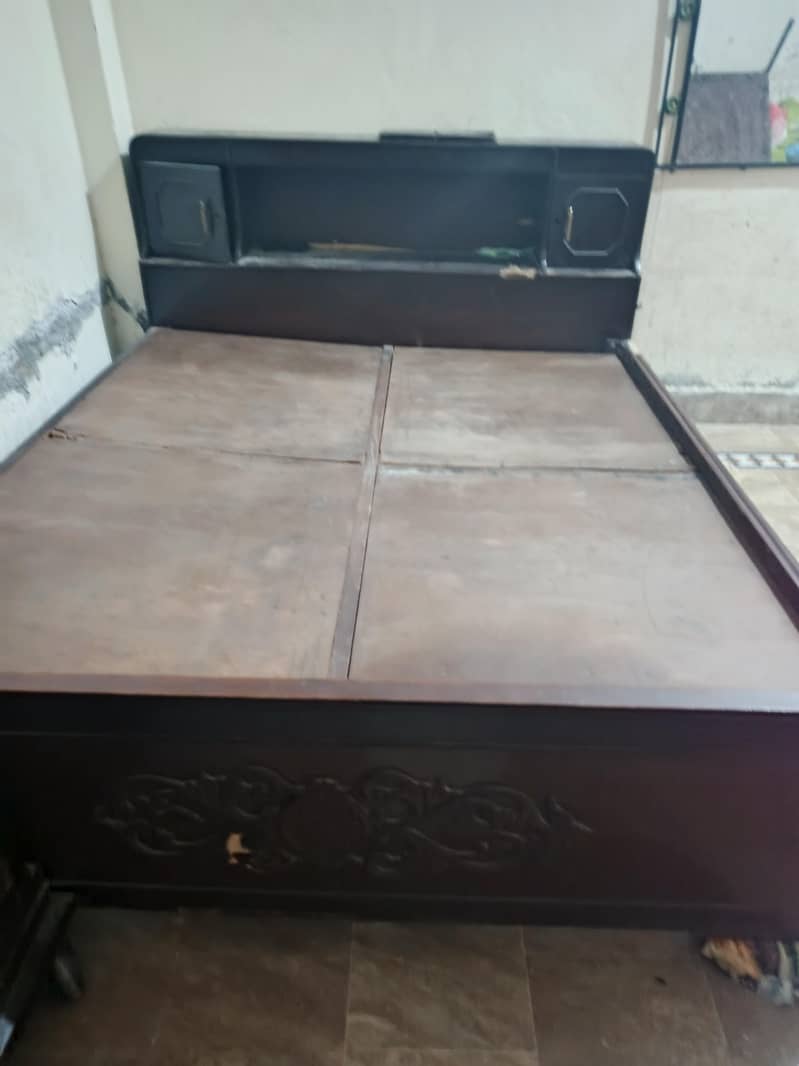 Double bed 9