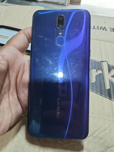 OPPO f11 256/8gb  just glass break
