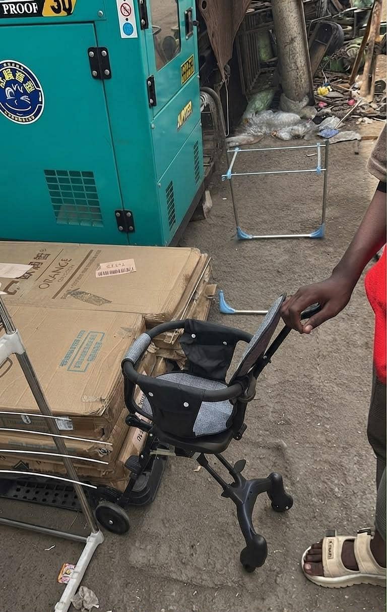 Foldable stroller 0