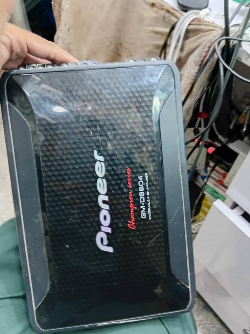 amplifier plus speakers 1