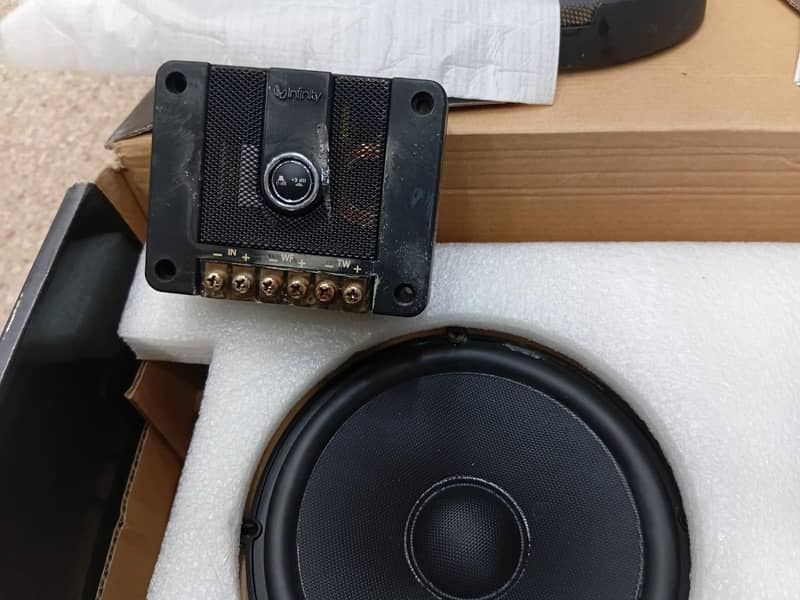 amplifier plus speakers 5
