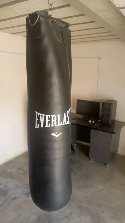 Punching bag, Full hand gloves