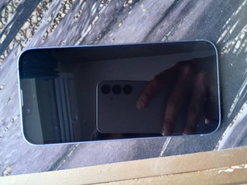 Apple iPhone 14 2