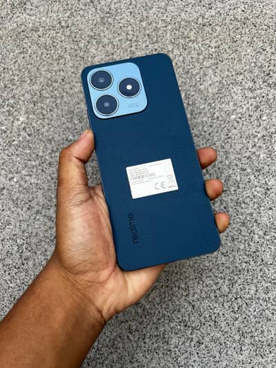 Realme C63