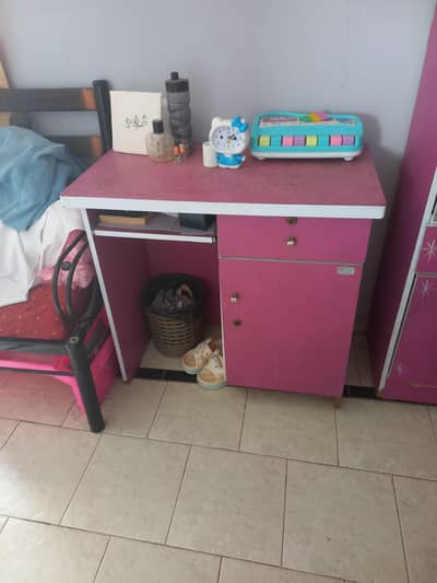study table
