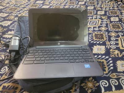 Hp Chromebook 11-G4 Model Good condition with Laptop Bag