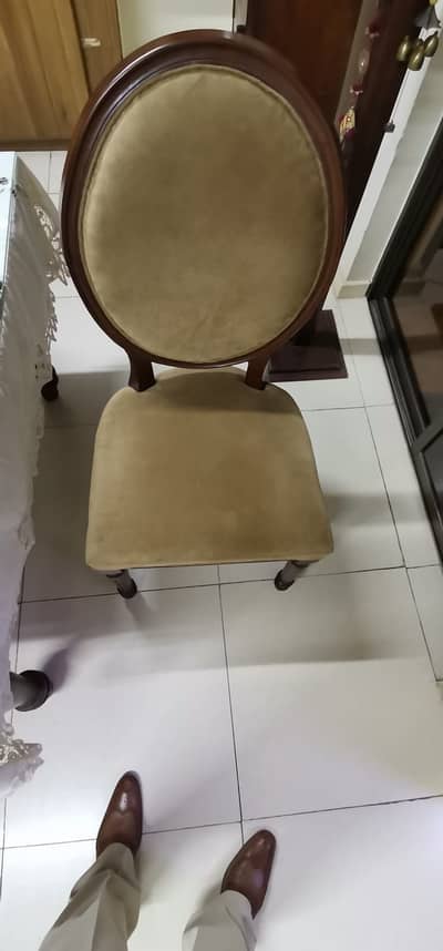 six seater wooden dinning table set for sale