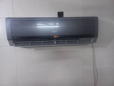GREE 1 TON INVERTER