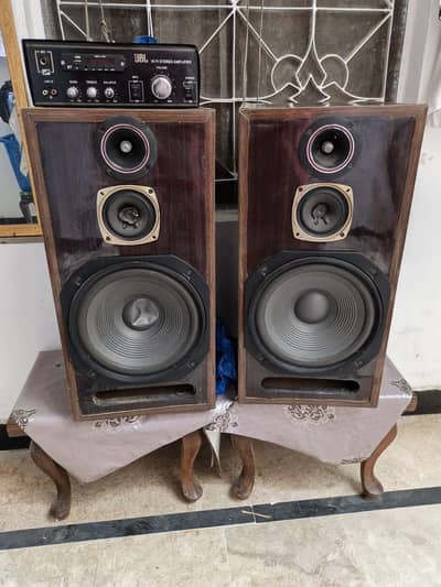 speakers
