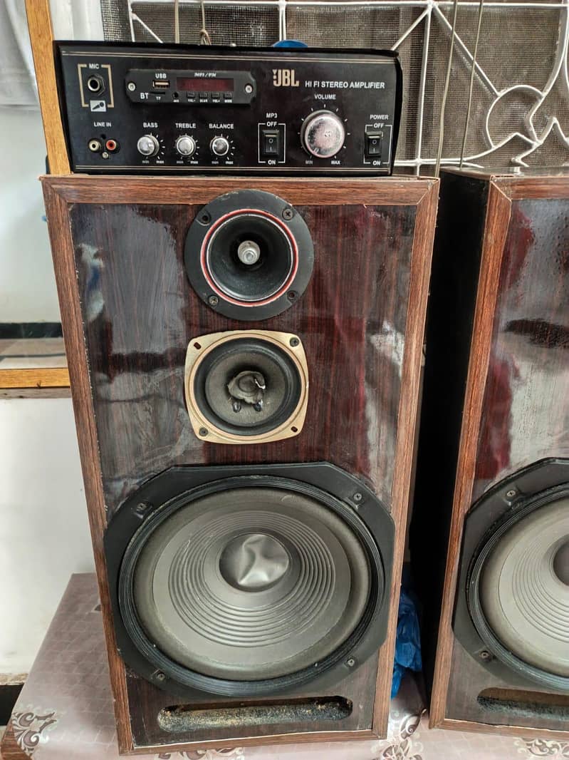 speakers 1