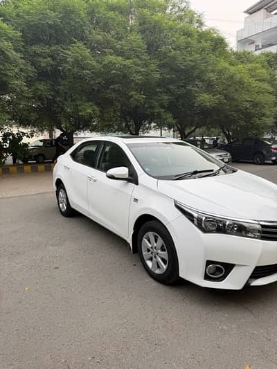 Toyota Altis Grande 2016