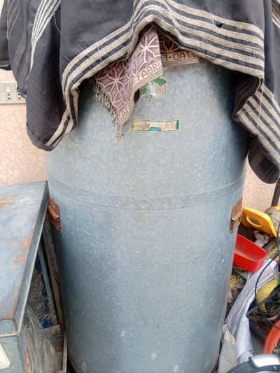 10 maan storage unit