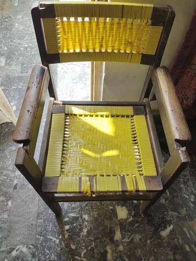 Counter table with chair for sale