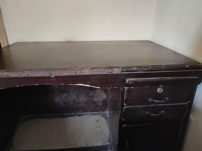 Counter table with chair for sale