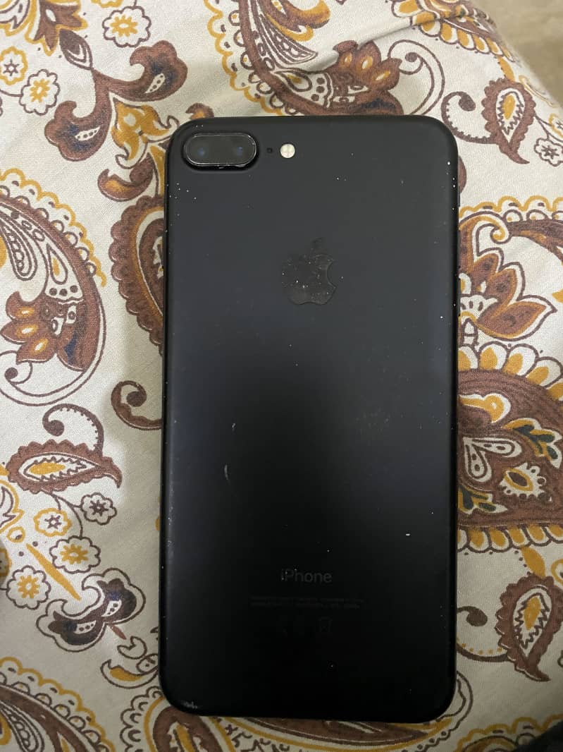 Apple iPhone 7 Plus 0