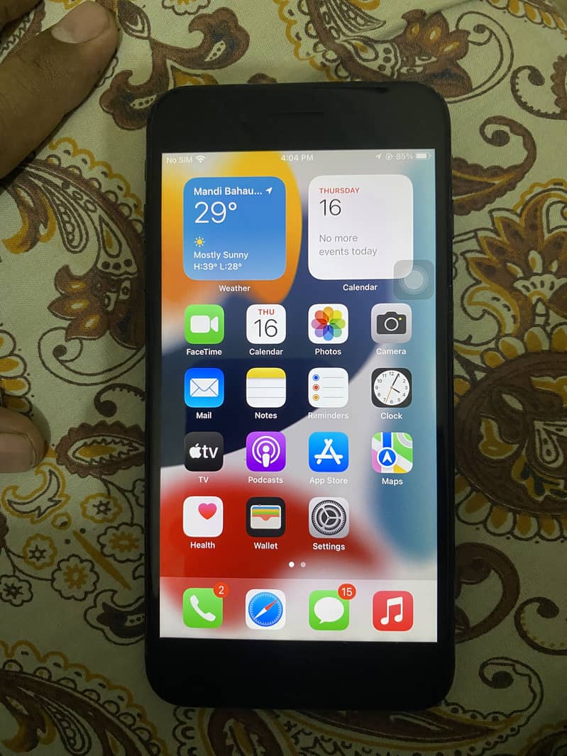 Apple iPhone 7 Plus 1