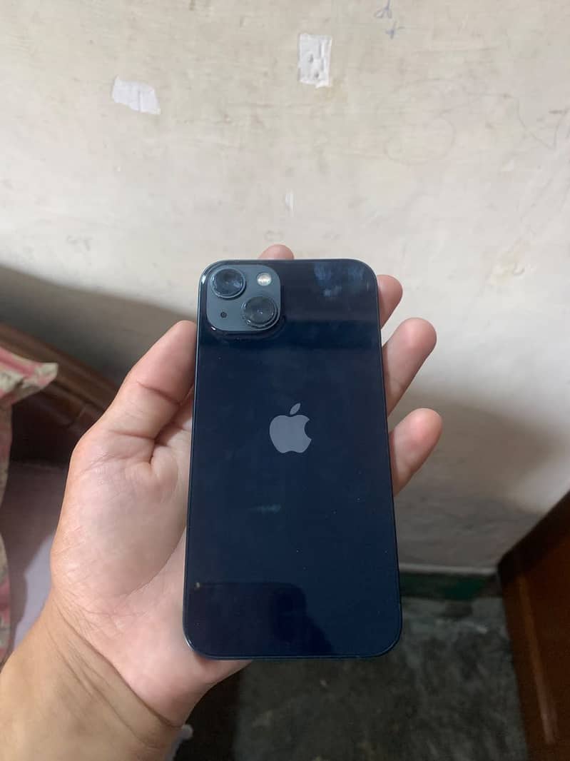 iPhone 13 5