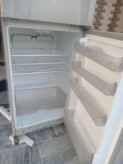 Used fridge Dawlance 9170WBD