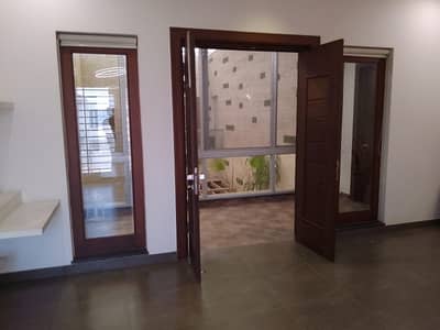 10 MARLA HOUSE FOR SALE