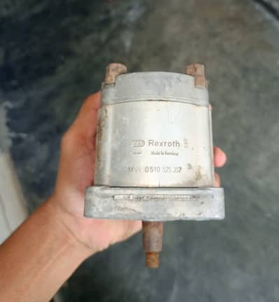 "Original Bosch Rexroth Hydraulic Gear Pump (0510 525 357) for Fiat /