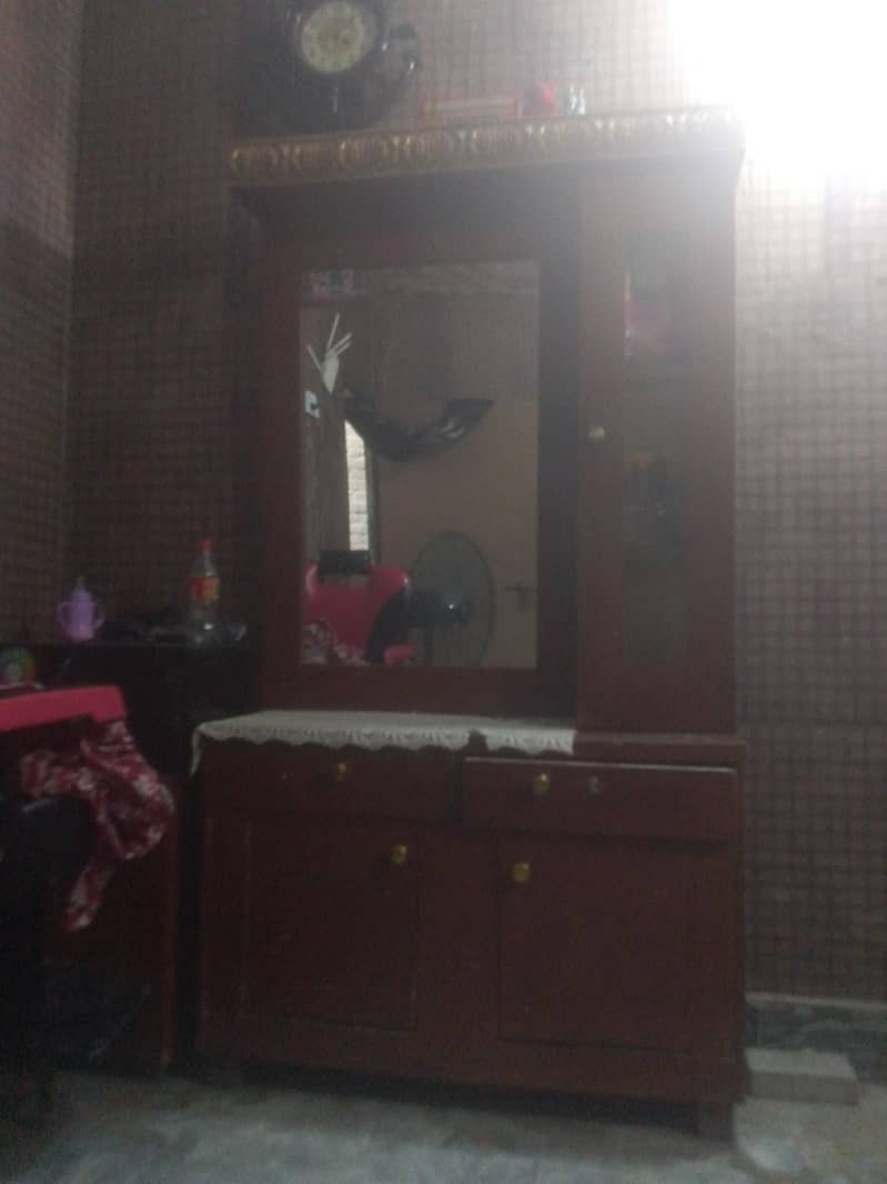 Bed + Side Tables+ Dressing Table 2