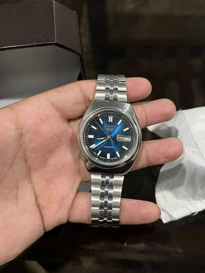 Seiko watch Blue Dial