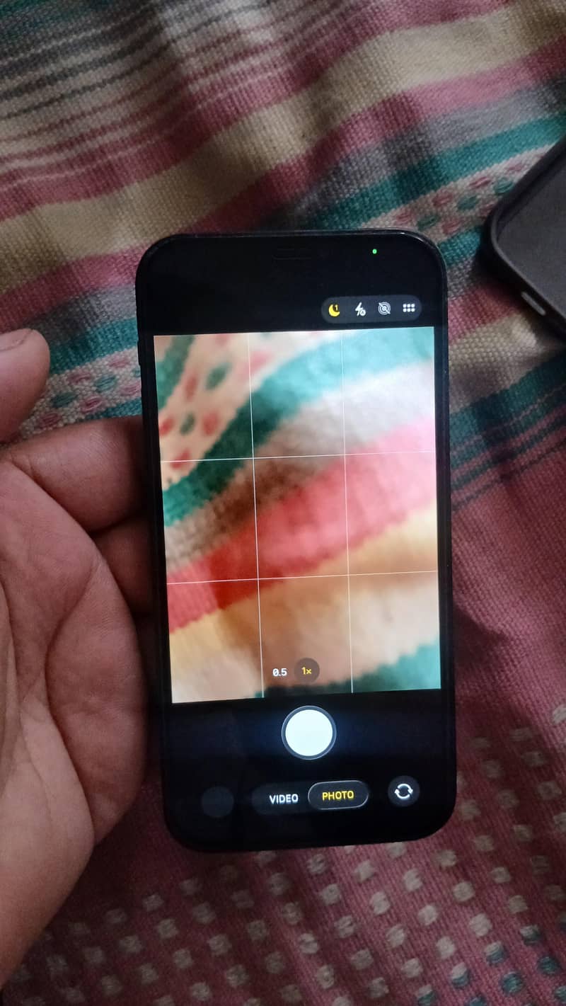 Apple iPhone 12 3