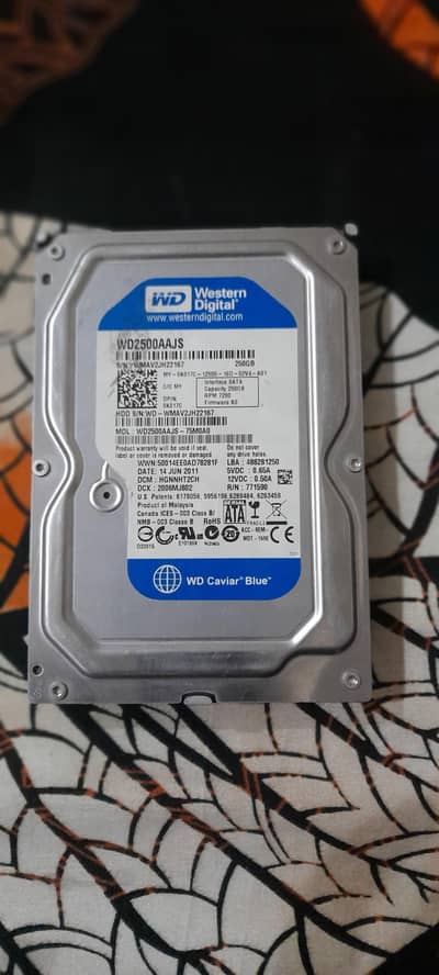 wd hard drive for sell 250 gb 100% health no issue and 8 gb ram