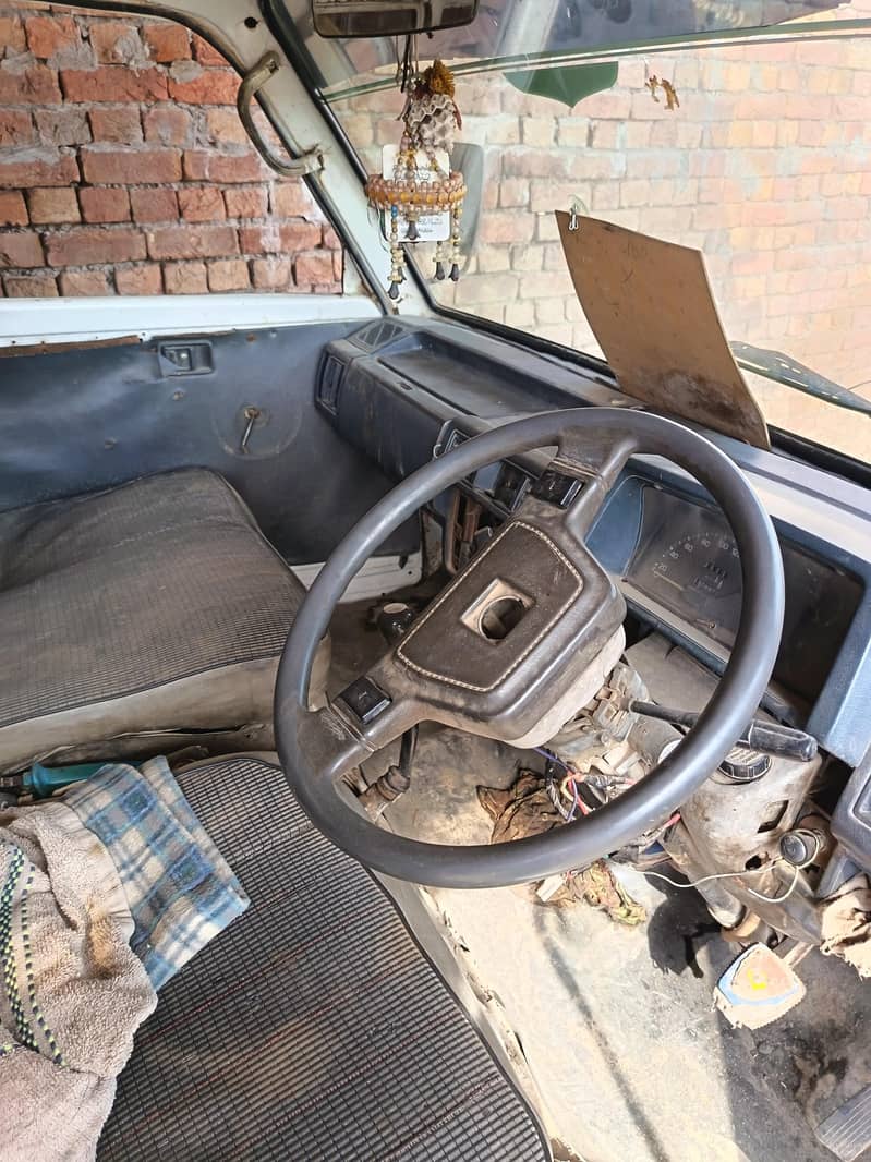 mazda van 3