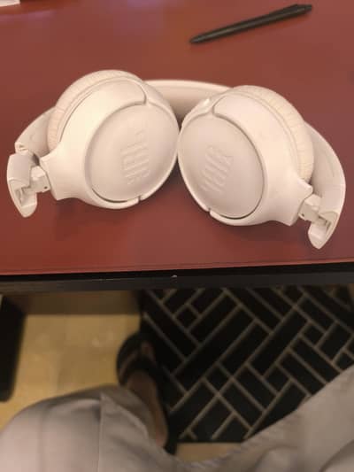 JBL 510 Headphones