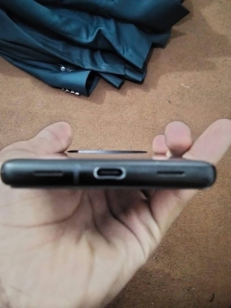 Google Pixel 6a 1