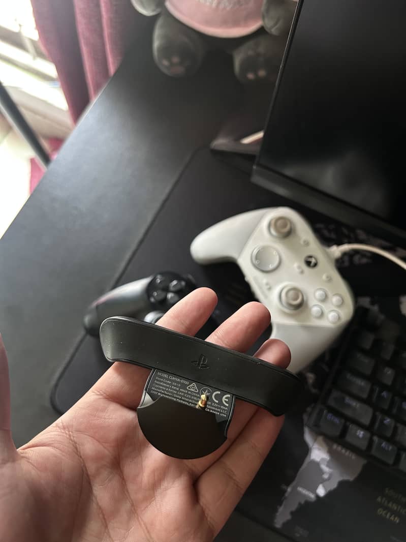 PS4 DualShock 4 Controller + Back Button Attachment 4