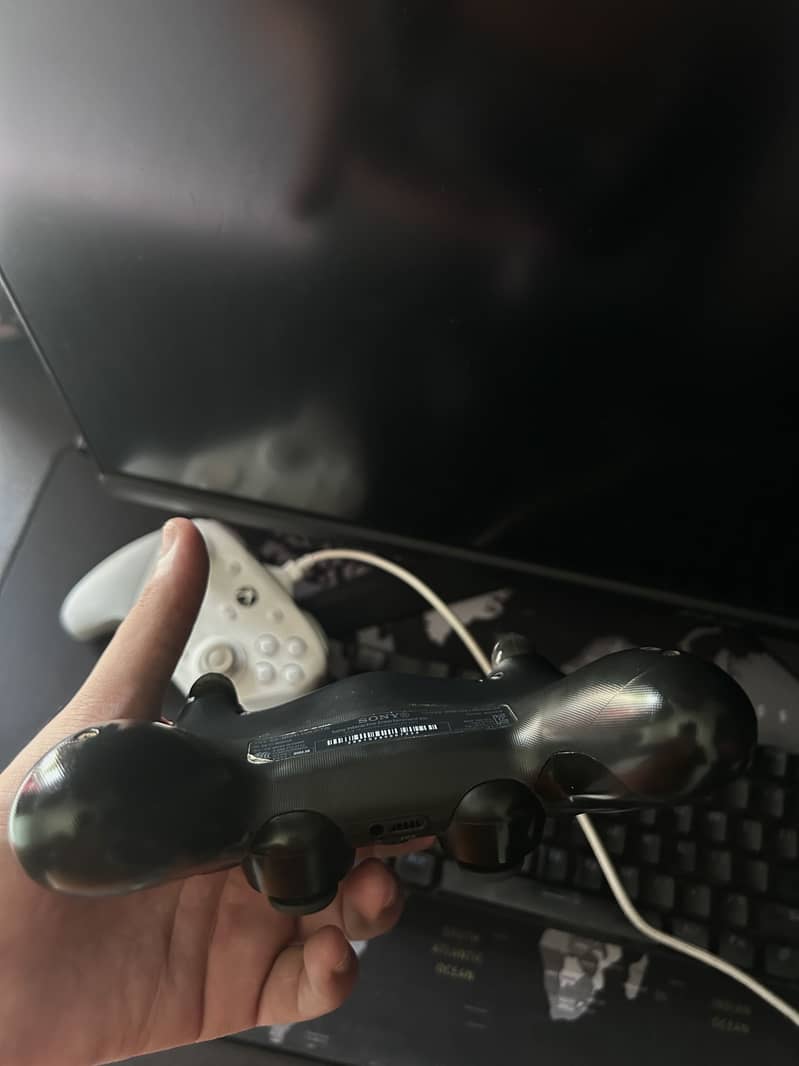 PS4 DualShock 4 Controller + Back Button Attachment 7