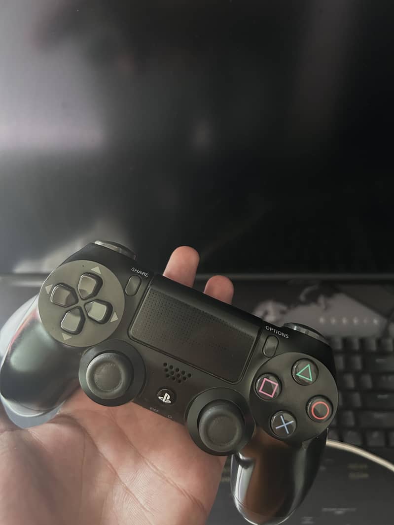 PS4 DualShock 4 Controller + Back Button Attachment 9